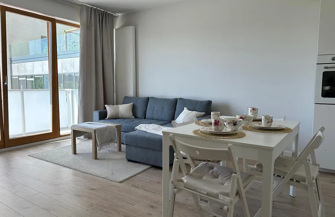 Superapart Dereniowa 60, Cozy Urban Retreat, Perfect Family Getaway Апартаменты Варшава
